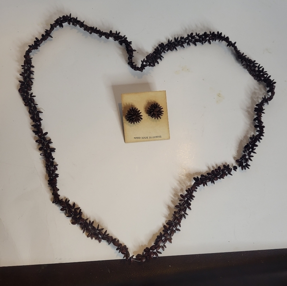 Koa seed necklace set